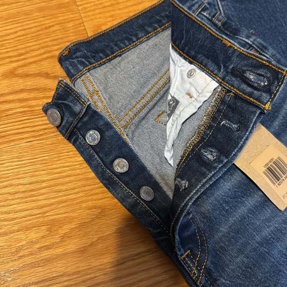 Levi’s women’s 501 original high rise straight leg jean size 27 brand new w tags - Picture 10 of 10